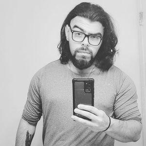 Meet your Posher, Mark